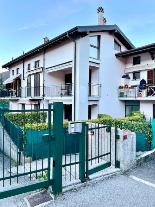 Tresa Bay House - Lugano Lake Lavena Ponte Tresa Luaran gambar
